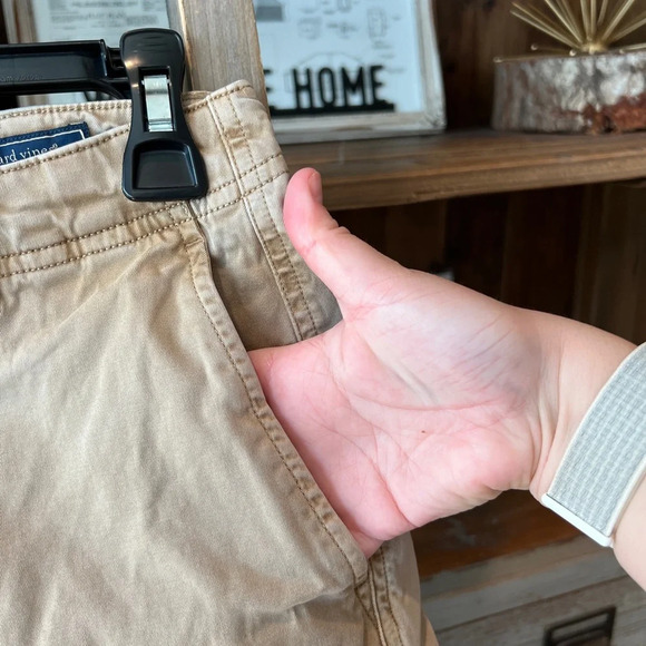 Vineyard Vines men’s Island khaki short size 28 waist - Picture 5 of 10